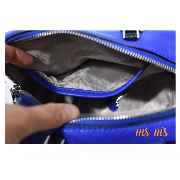 NWT Michael Kors xs Satchel Crossbody - Picture 5 of 6